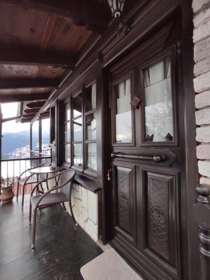 Xenonas Brizi Hotel Elati  ภายนอก รูปภาพ