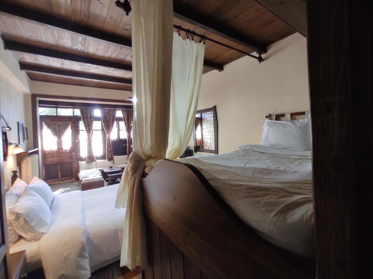 Xenonas Brizi Hotel Elati  ภายนอก รูปภาพ